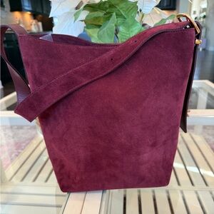 Madewell Bucket Tote in Suede💫Firm Low price to sell fast💫🎁